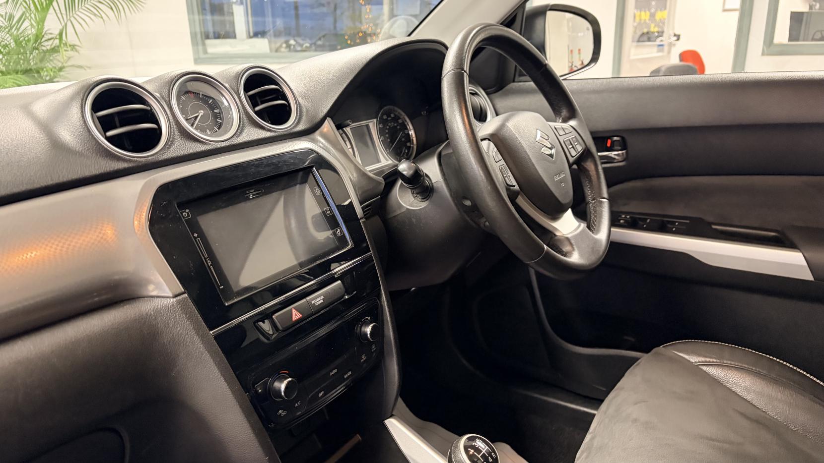 Suzuki Vitara 1.6 SZ5 SUV 5dr Petrol Manual ALLGRIP Euro 6 (s/s) (120 ps)