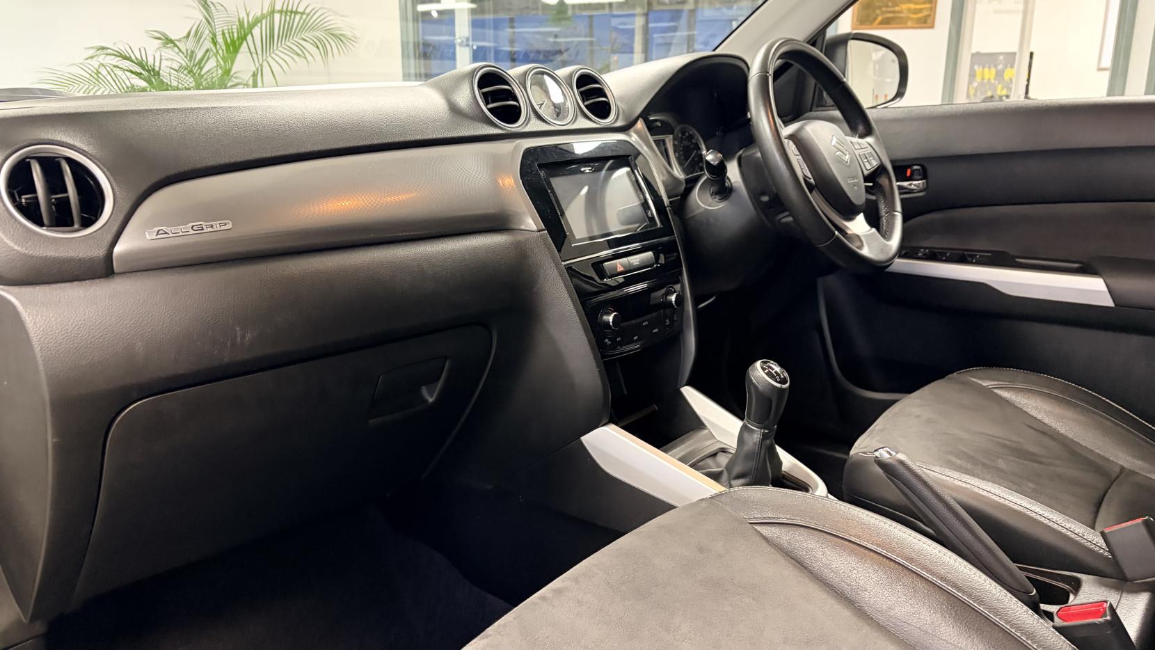 Suzuki Vitara 1.6 SZ5 SUV 5dr Petrol Manual ALLGRIP Euro 6 (s/s) (120 ps)