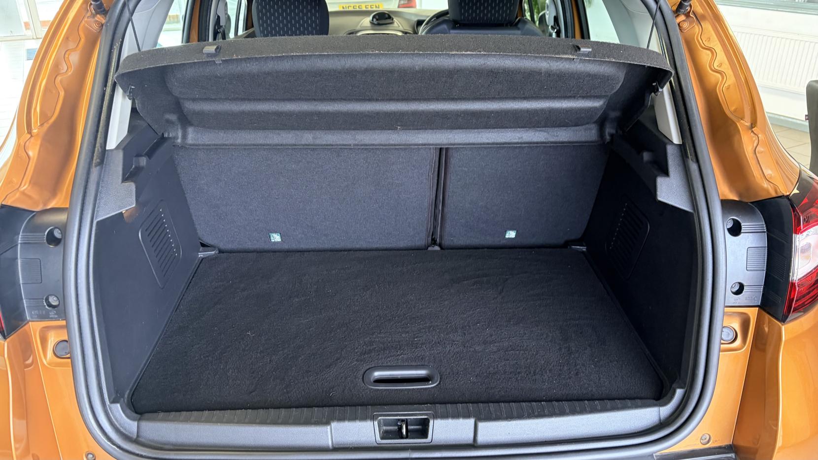 Renault Captur 0.9 TCe ENERGY Dynamique Nav SUV 5dr Petrol Manual Euro 6 (s/s) (90 ps)