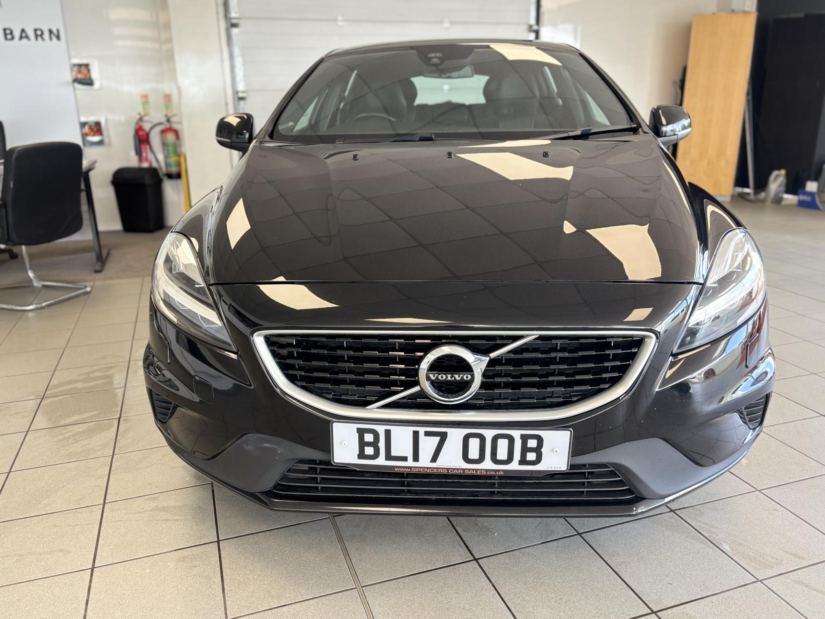 Volvo V40 2.0 D2 R-Design Nav Plus Hatchback 5dr Diesel Manual Euro 6 (s/s) (120 ps)