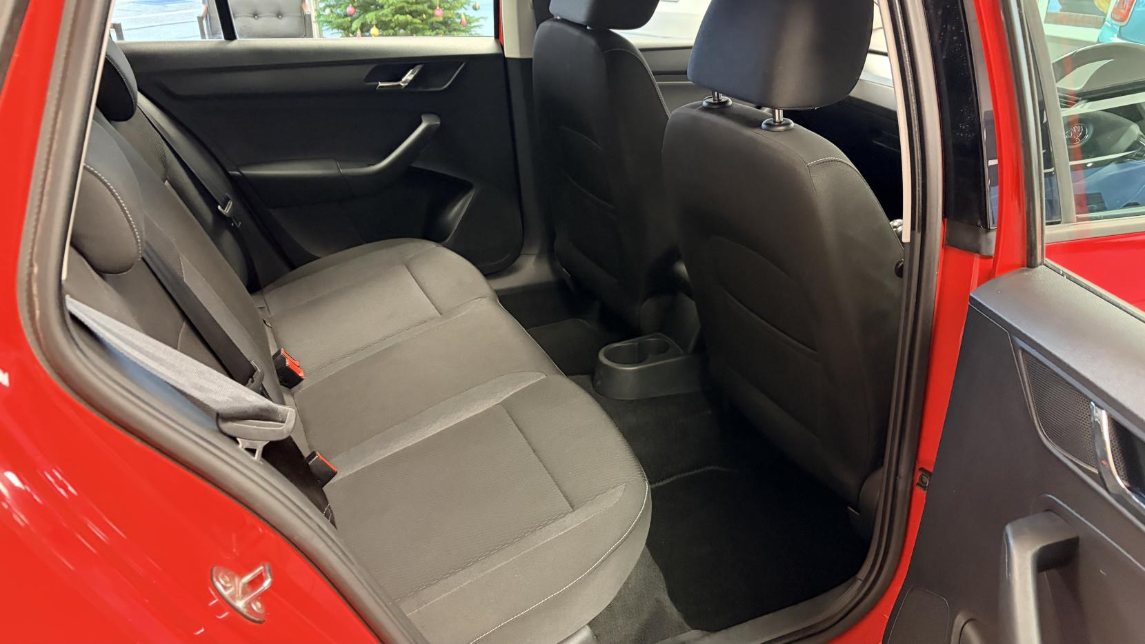 Skoda Rapid Spaceback 1.2 TSI SE Hatchback 5dr Petrol Manual Euro 5 (105 ps)