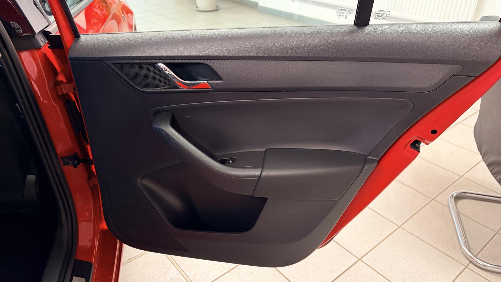 Skoda Rapid Spaceback 1.2 TSI SE Hatchback 5dr Petrol Manual Euro 5 (105 ps)