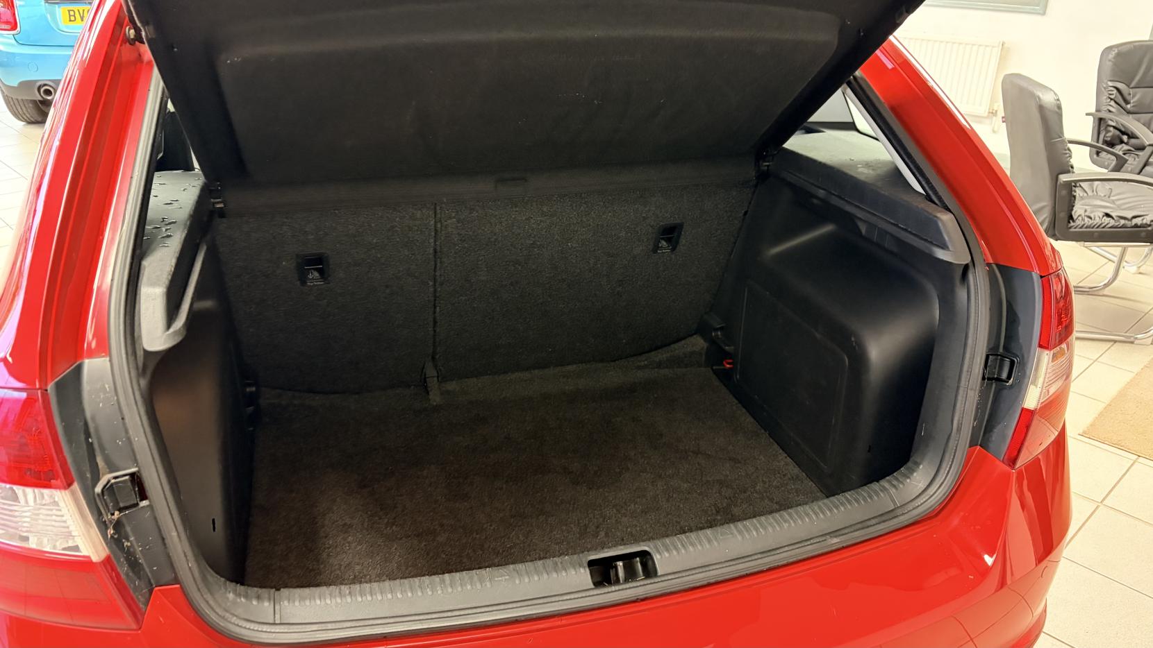 Skoda Rapid Spaceback 1.2 TSI SE Hatchback 5dr Petrol Manual Euro 5 (105 ps)