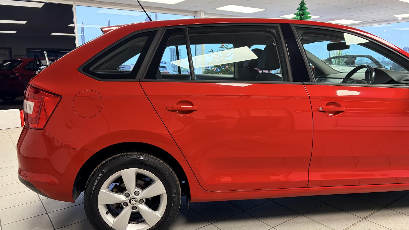 Skoda Rapid Spaceback 1.2 TSI SE Hatchback 5dr Petrol Manual Euro 5 (105 ps)