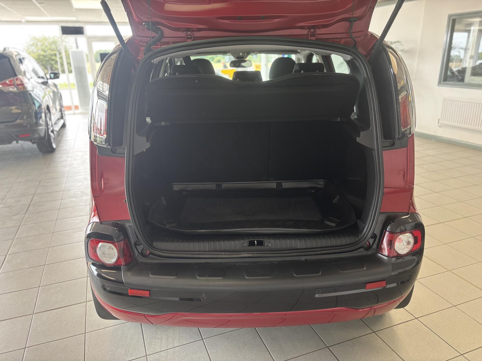 Citroen C3 Picasso 1.6 BlueHDi Platinum MPV 5dr Diesel Manual Euro 6 (100 ps)