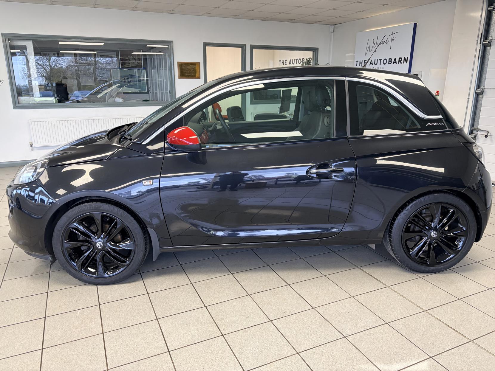 Vauxhall ADAM 1.4 16v GLAM Hatchback 3dr Petrol Manual Euro 5 (87 ps)