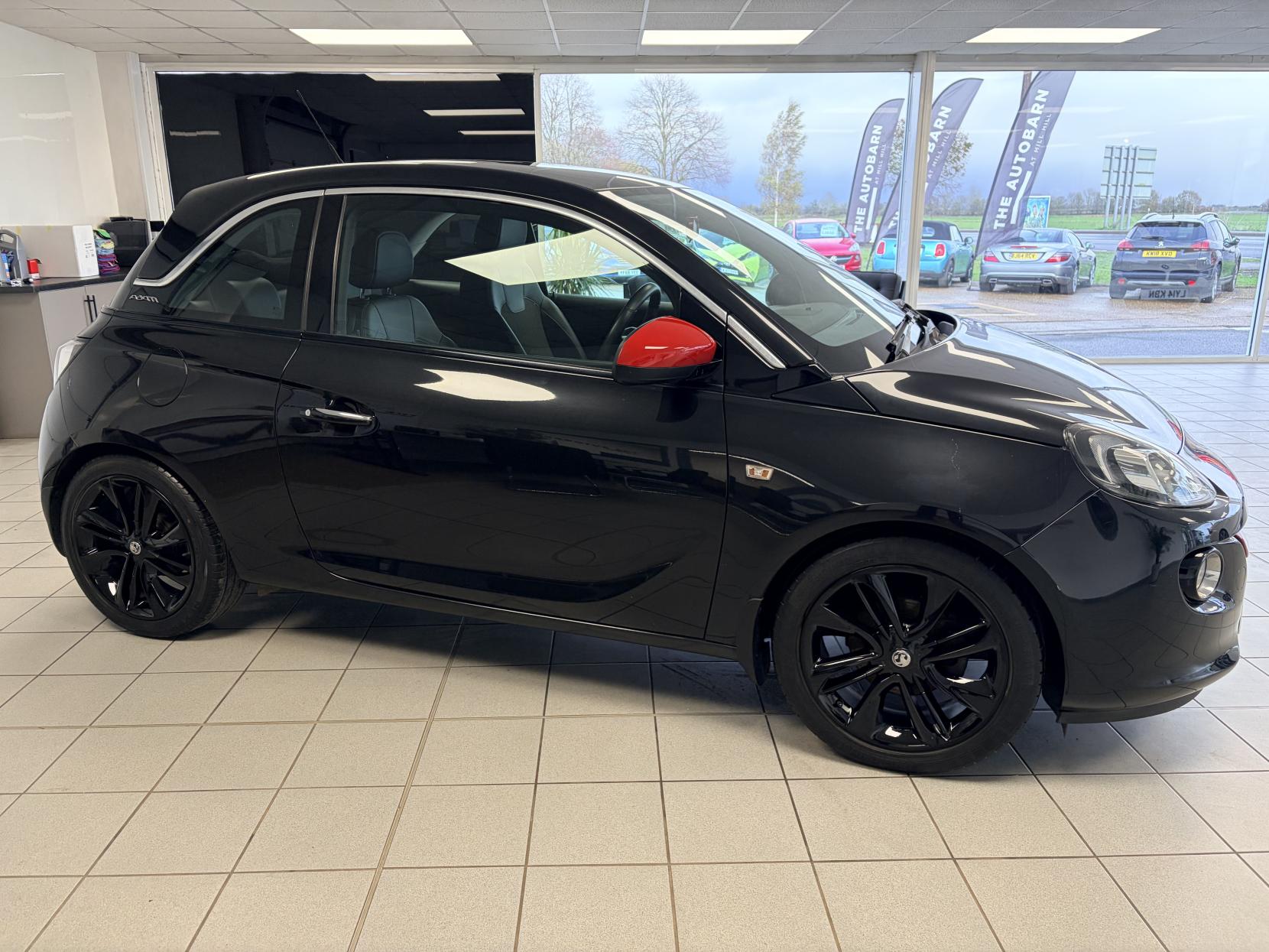 Vauxhall ADAM 1.4 16v GLAM Hatchback 3dr Petrol Manual Euro 5 (87 ps)