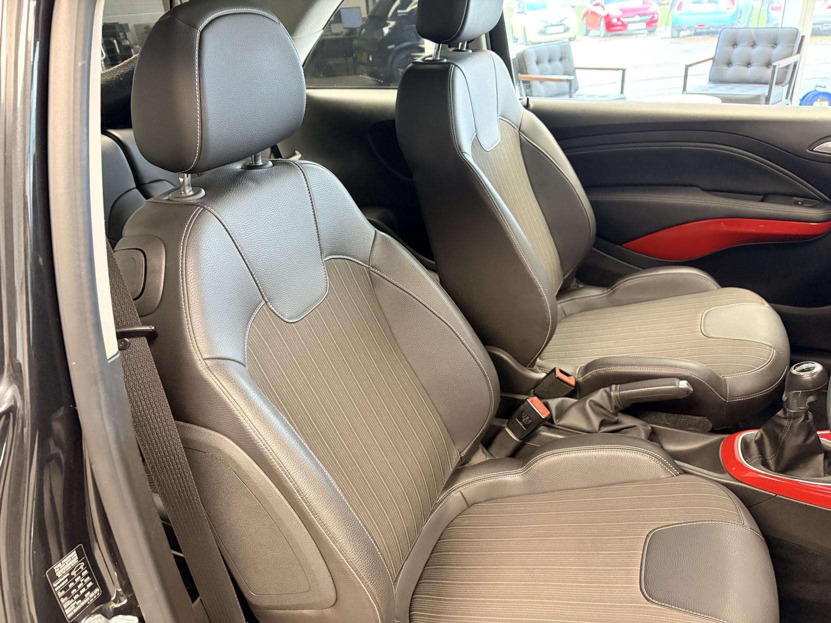 Vauxhall ADAM 1.4 16v GLAM Hatchback 3dr Petrol Manual Euro 5 (87 ps)