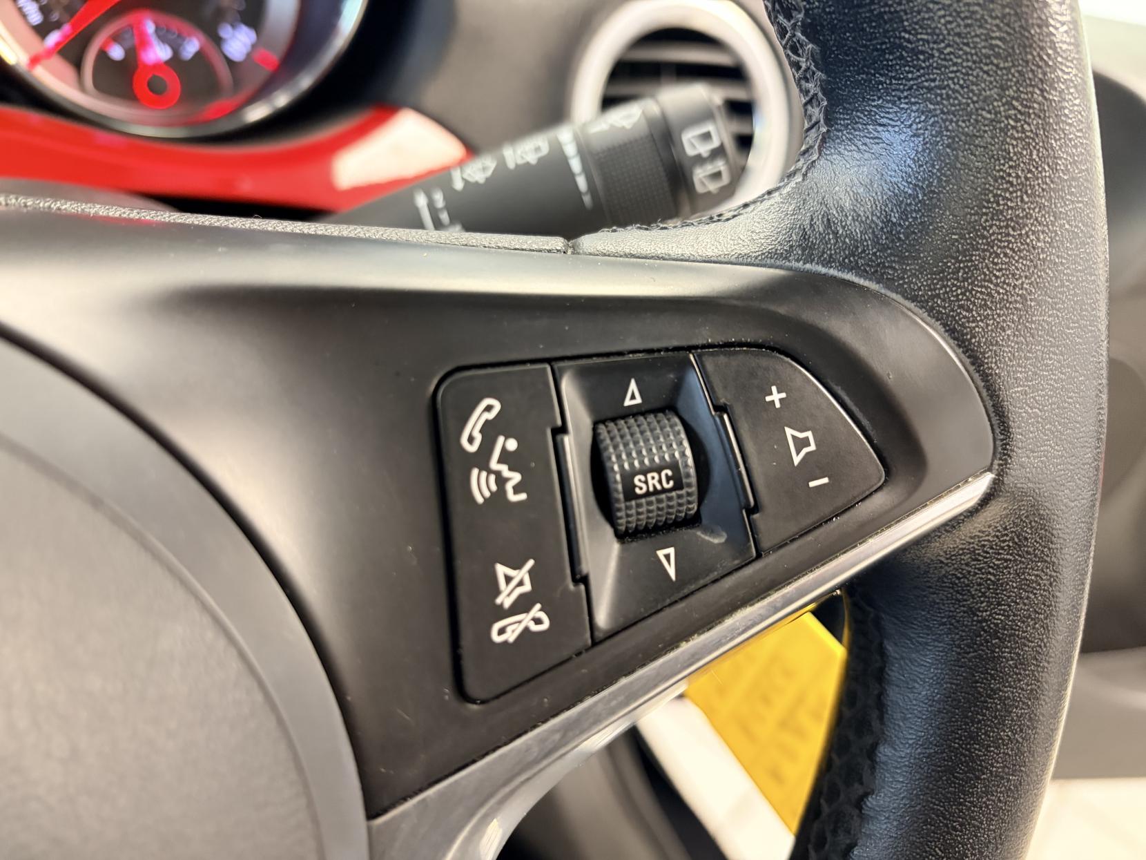 Vauxhall ADAM 1.4 16v GLAM Hatchback 3dr Petrol Manual Euro 5 (87 ps)