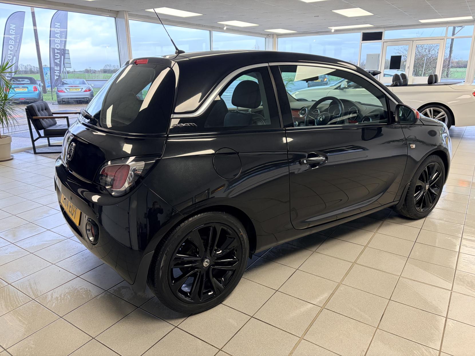 Vauxhall ADAM 1.4 16v GLAM Hatchback 3dr Petrol Manual Euro 5 (87 ps)