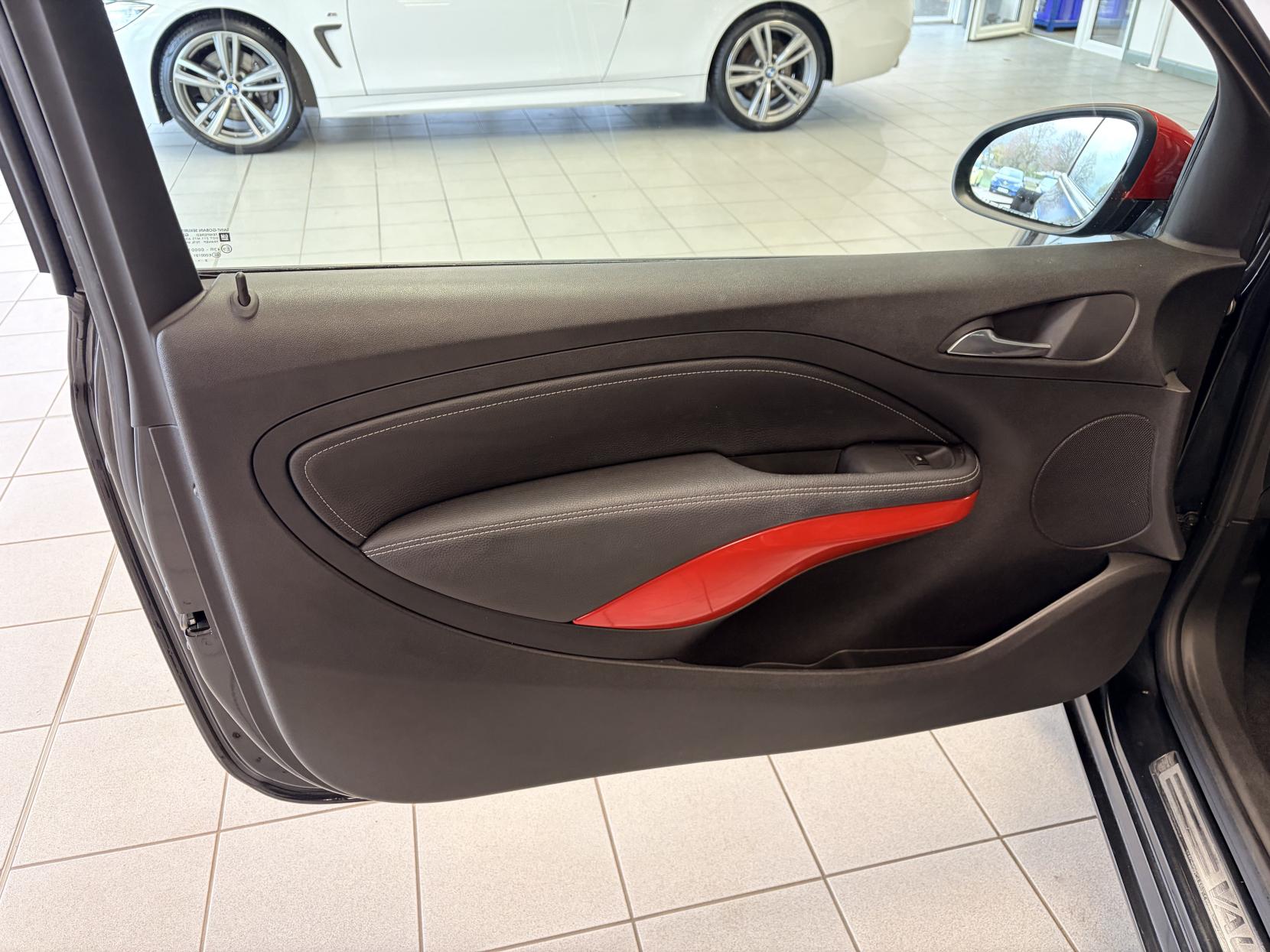 Vauxhall ADAM 1.4 16v GLAM Hatchback 3dr Petrol Manual Euro 5 (87 ps)