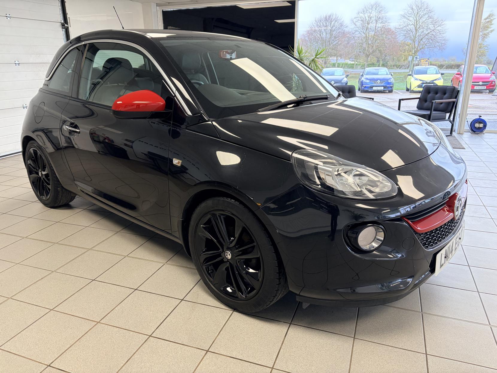 Vauxhall ADAM 1.4 16v GLAM Hatchback 3dr Petrol Manual Euro 5 (87 ps)