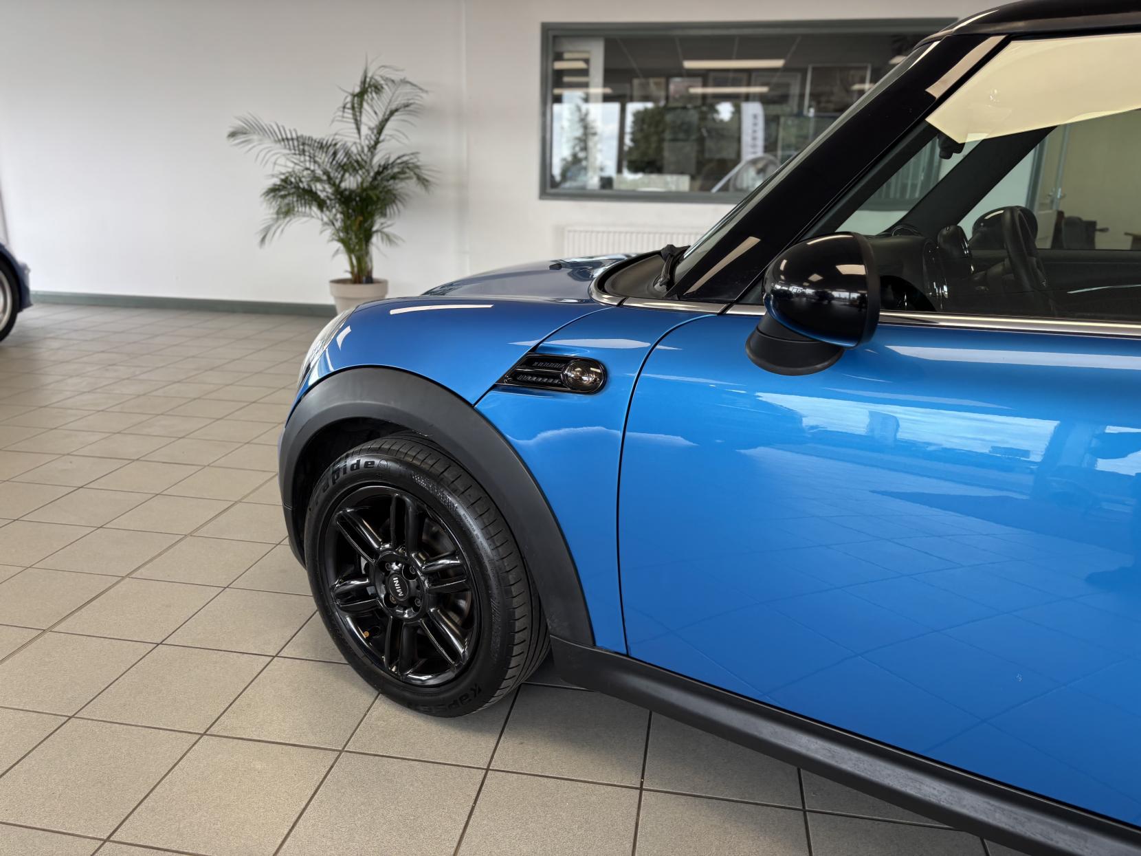 MINI Hatch 1.6 Cooper D Pimlico Hatchback 3dr Diesel Manual Euro 5 (s/s) (112 ps)