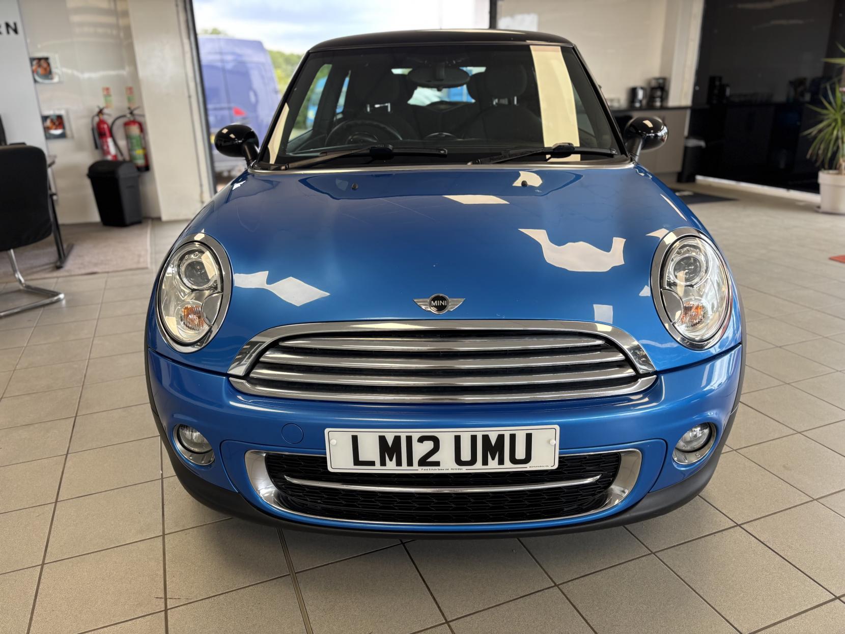 MINI Hatch 1.6 Cooper D Pimlico Hatchback 3dr Diesel Manual Euro 5 (s/s) (112 ps)