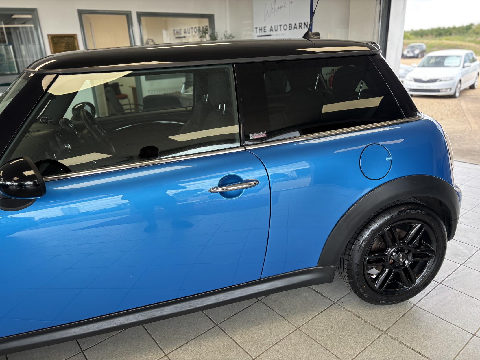 MINI Hatch 1.6 Cooper D Pimlico Hatchback 3dr Diesel Manual Euro 5 (s/s) (112 ps)
