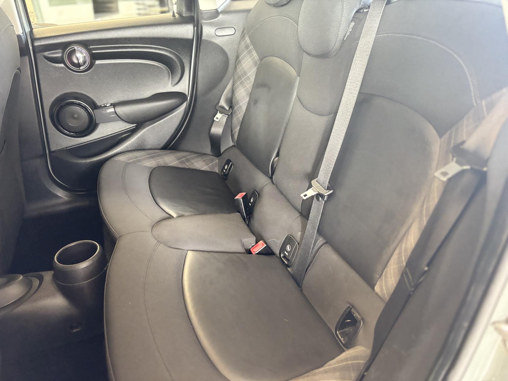MINI Hatch 1.5 Cooper Hatchback 5dr Petrol Manual Euro 6 (s/s) (136 ps)