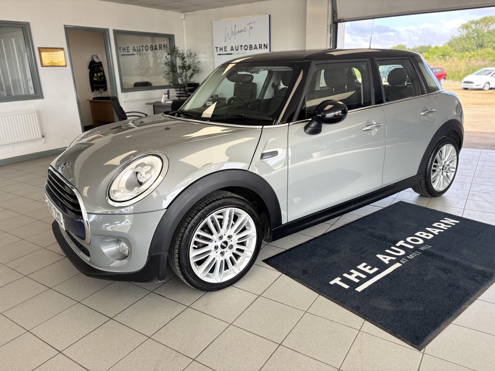 MINI Hatch 1.5 Cooper Hatchback 5dr Petrol Manual Euro 6 (s/s) (136 ps)