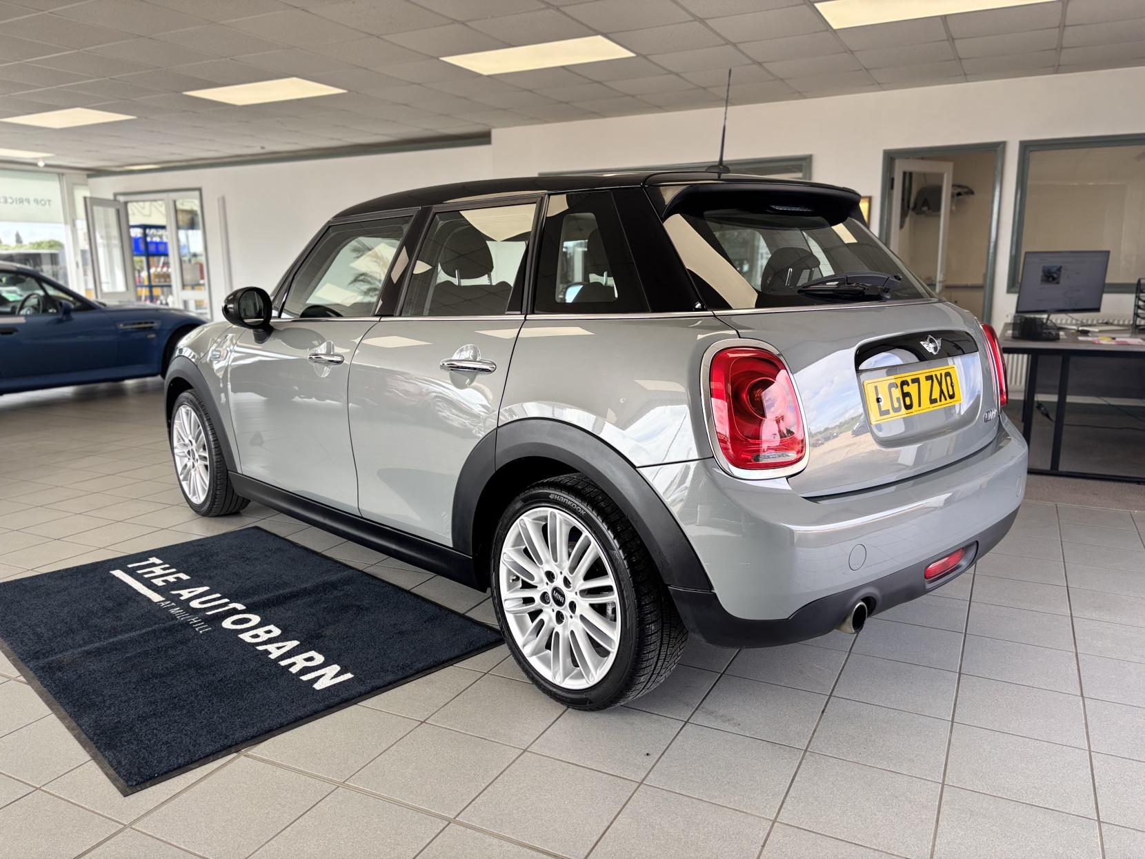 MINI Hatch 1.5 Cooper Hatchback 5dr Petrol Manual Euro 6 (s/s) (136 ps)