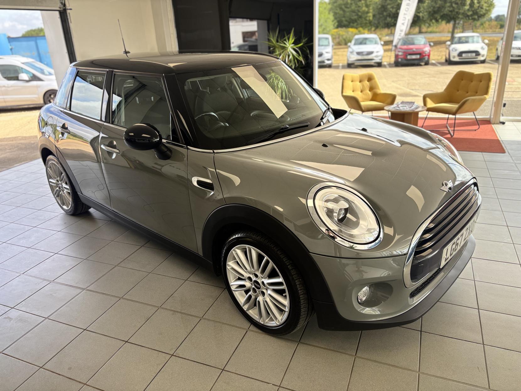MINI Hatch 1.5 Cooper Hatchback 5dr Petrol Manual Euro 6 (s/s) (136 ps)