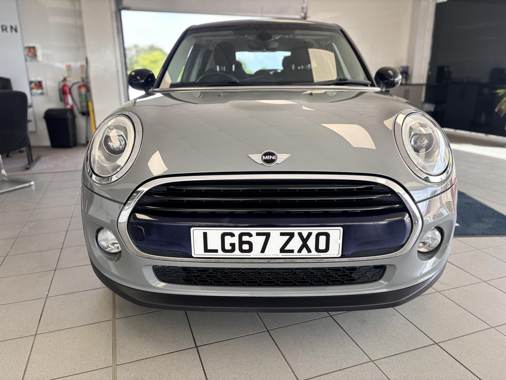 MINI Hatch 1.5 Cooper Hatchback 5dr Petrol Manual Euro 6 (s/s) (136 ps)