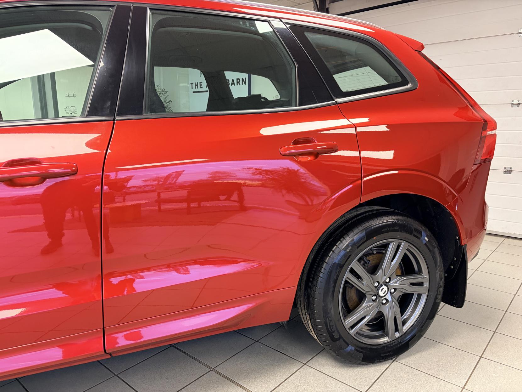 Volvo XC60 2.0 D4 Momentum SUV 5dr Diesel Manual AWD Euro 6 (s/s) (190 ps)