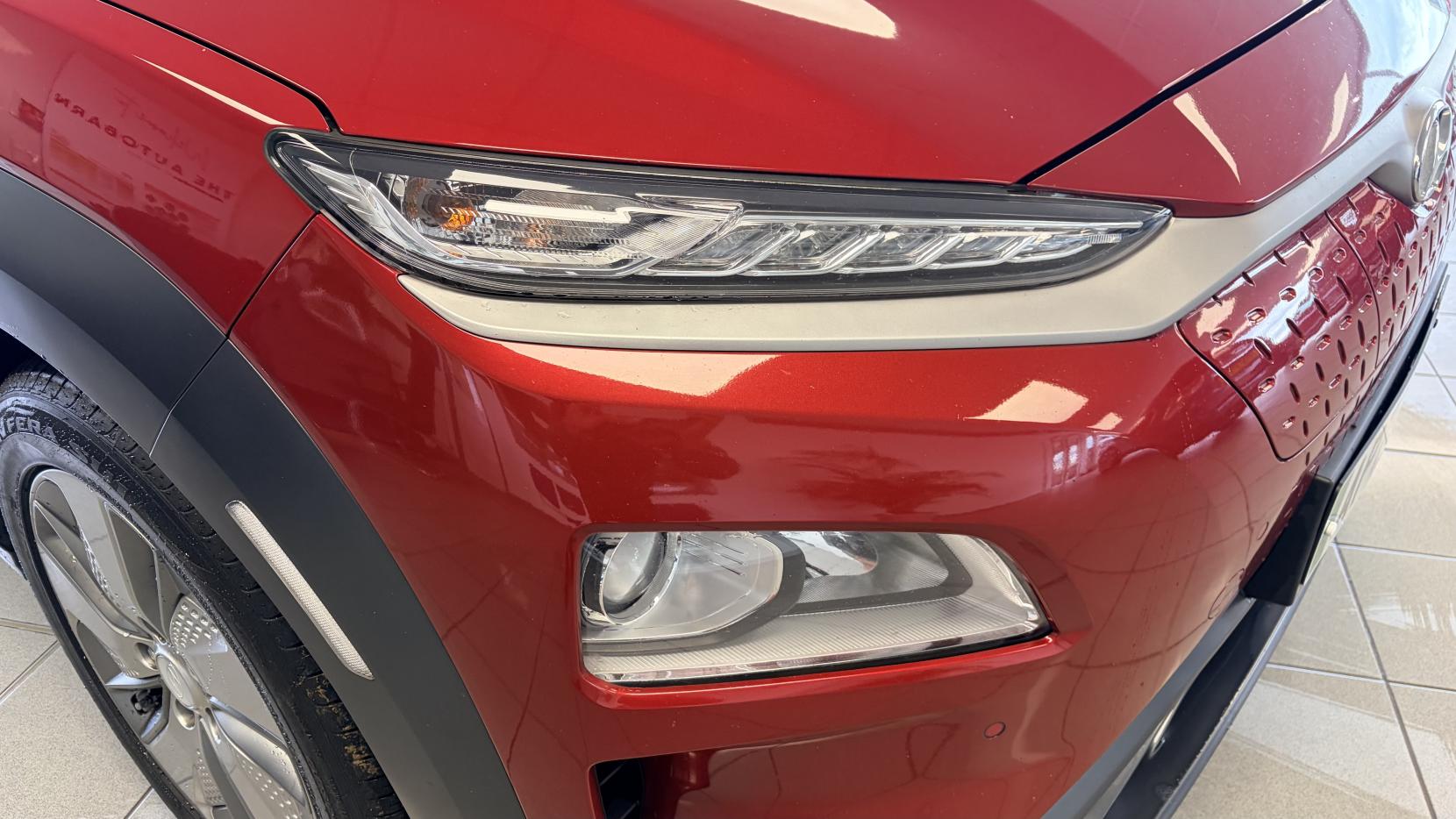 Hyundai KONA 64kWh Premium SUV 5dr Electric Auto (7kW Charger) (204 ps)