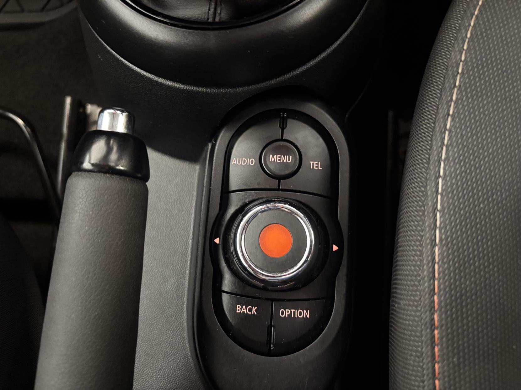 MINI Hatch 1.5 Cooper D Hatchback 3dr Diesel Manual Euro 6 (s/s) (116 ps)