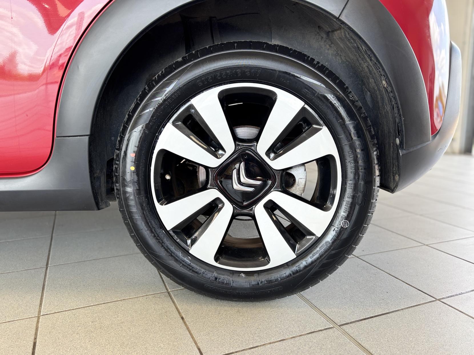 Citroen C3 1.2 PureTech Flair Hatchback 5dr Petrol Manual Euro 6 (s/s) (110 ps)
