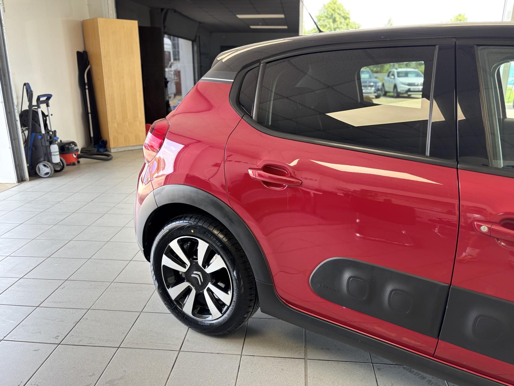Citroen C3 1.2 PureTech Flair Hatchback 5dr Petrol Manual Euro 6 (s/s) (110 ps)