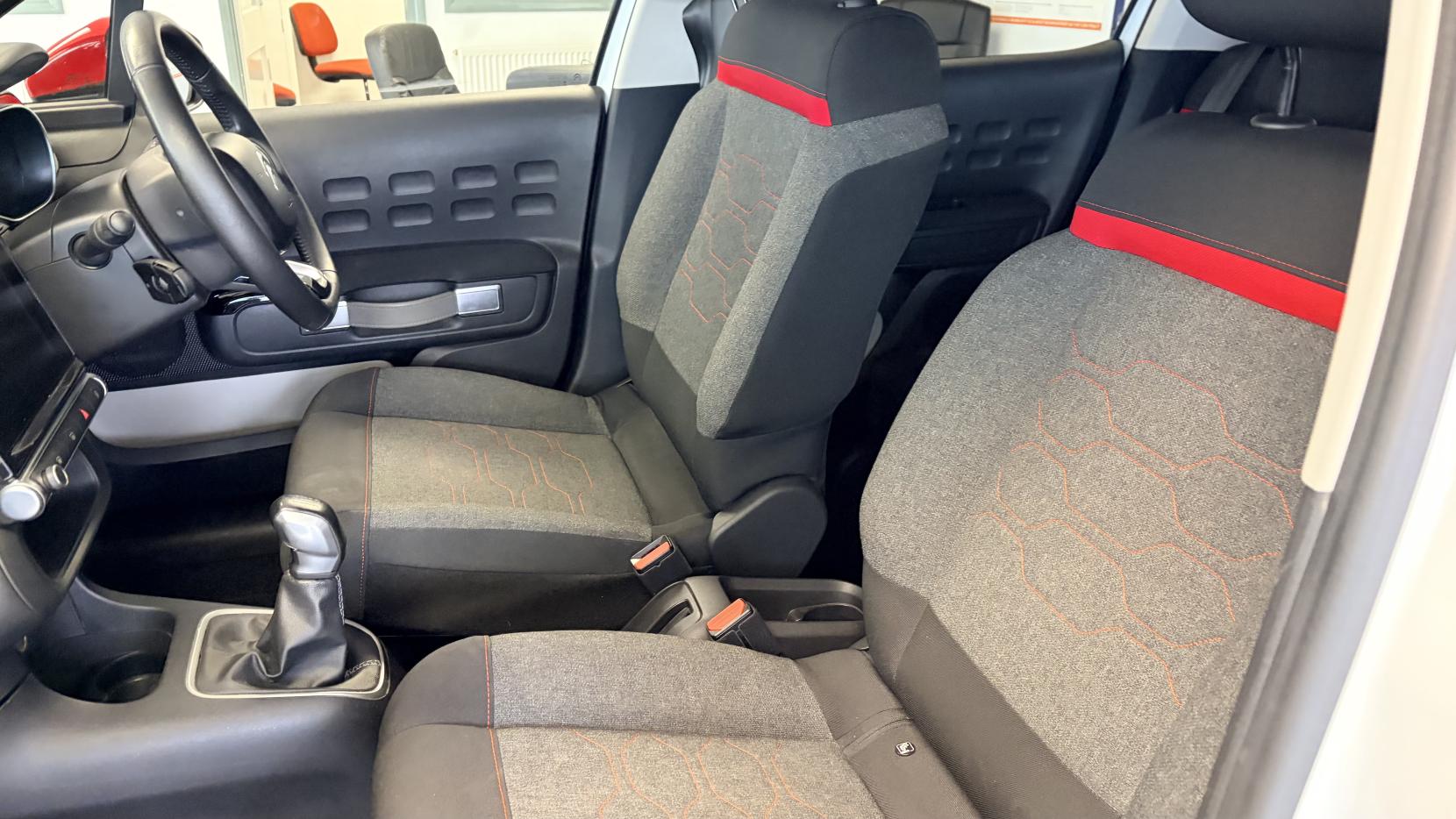 Citroen C3 1.2 PureTech Flair Hatchback 5dr Petrol Manual Euro 6 (82 ps)