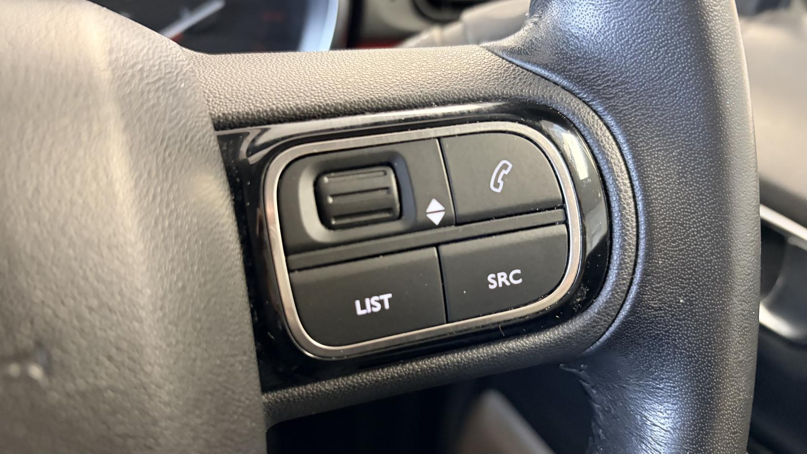 Citroen C3 1.2 PureTech Flair Hatchback 5dr Petrol Manual Euro 6 (82 ps)