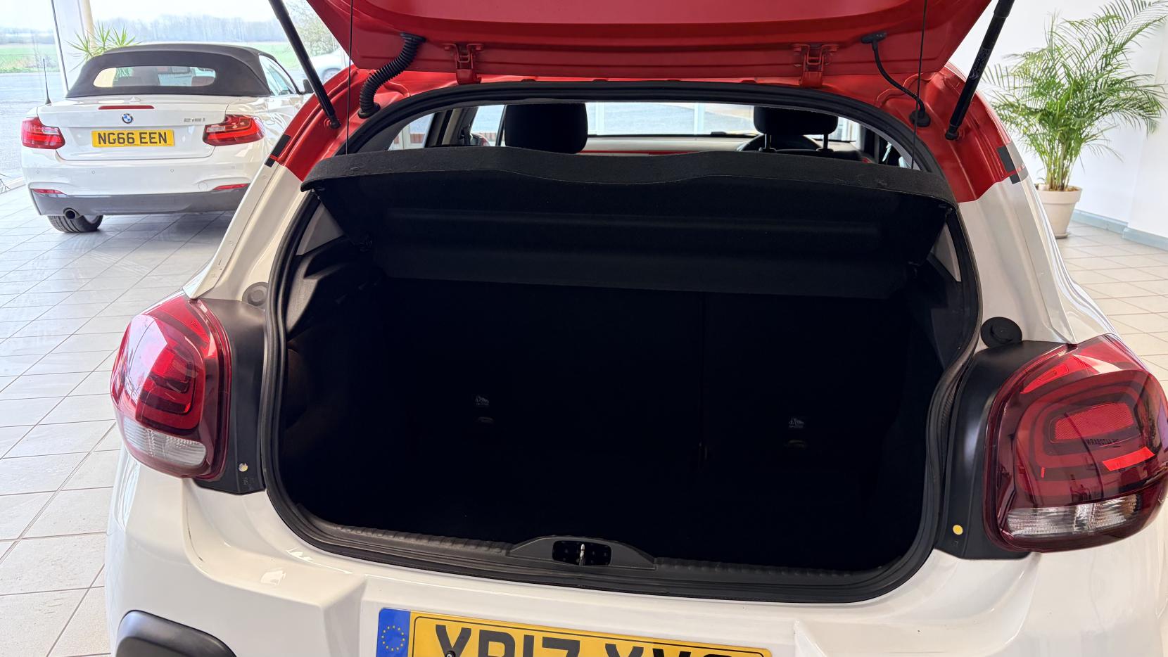 Citroen C3 1.2 PureTech Flair Hatchback 5dr Petrol Manual Euro 6 (82 ps)