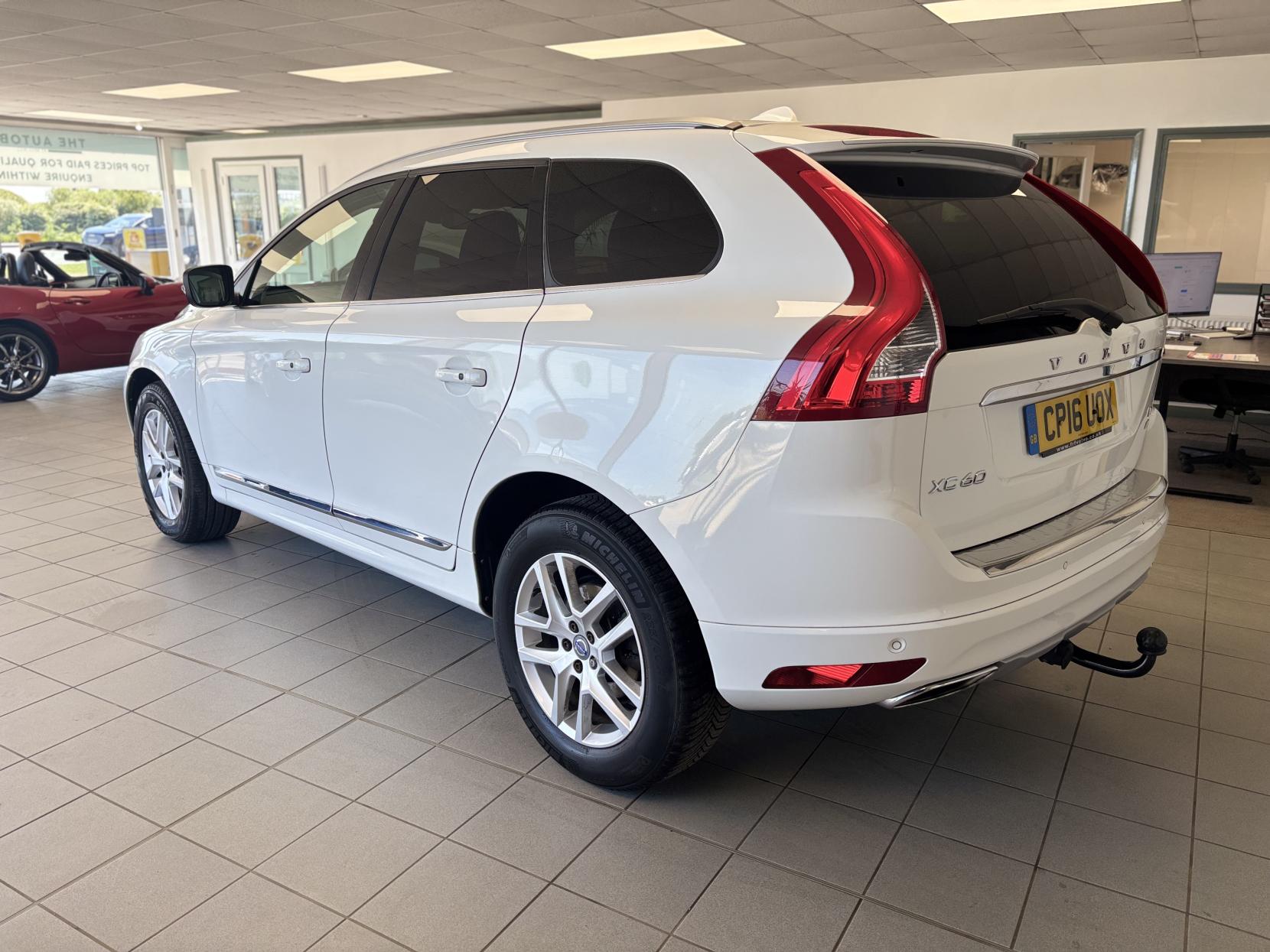 Volvo XC60 2.4 D4 SE Lux Nav SUV 5dr Diesel Manual AWD Euro 6 (s/s) (190 ps)