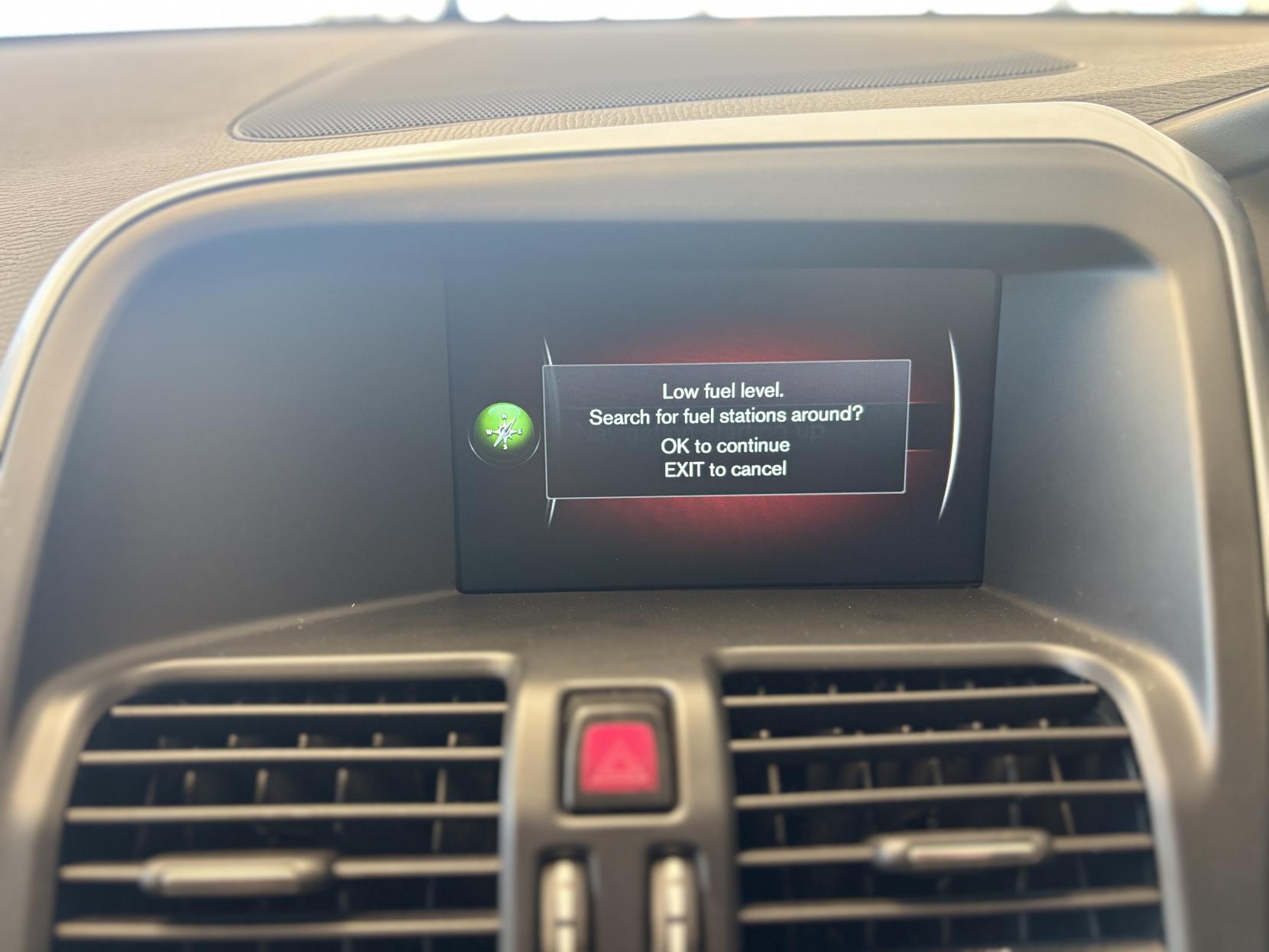 Volvo XC60 2.4 D4 SE Lux Nav SUV 5dr Diesel Manual AWD Euro 6 (s/s) (190 ps)