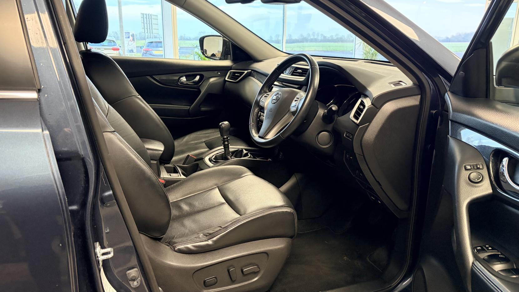 Nissan X-Trail 1.6 DIG-T Tekna SUV 5dr Petrol Manual Euro 6 (s/s) (163 ps)