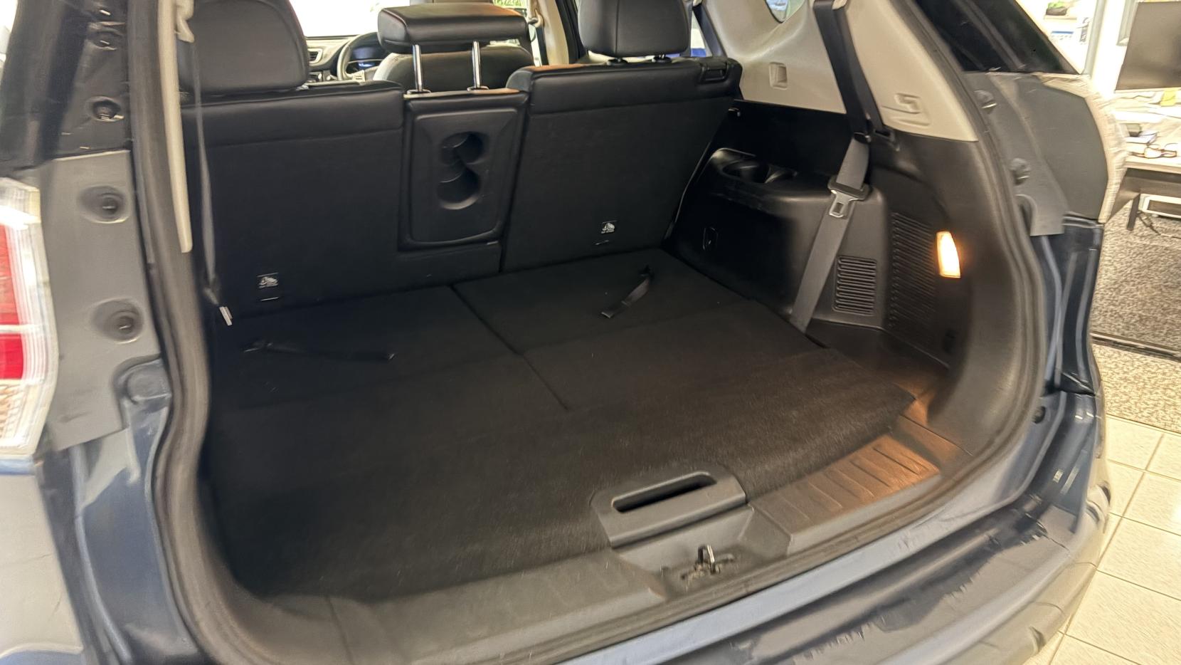 Nissan X-Trail 1.6 DIG-T Tekna SUV 5dr Petrol Manual Euro 6 (s/s) (163 ps)