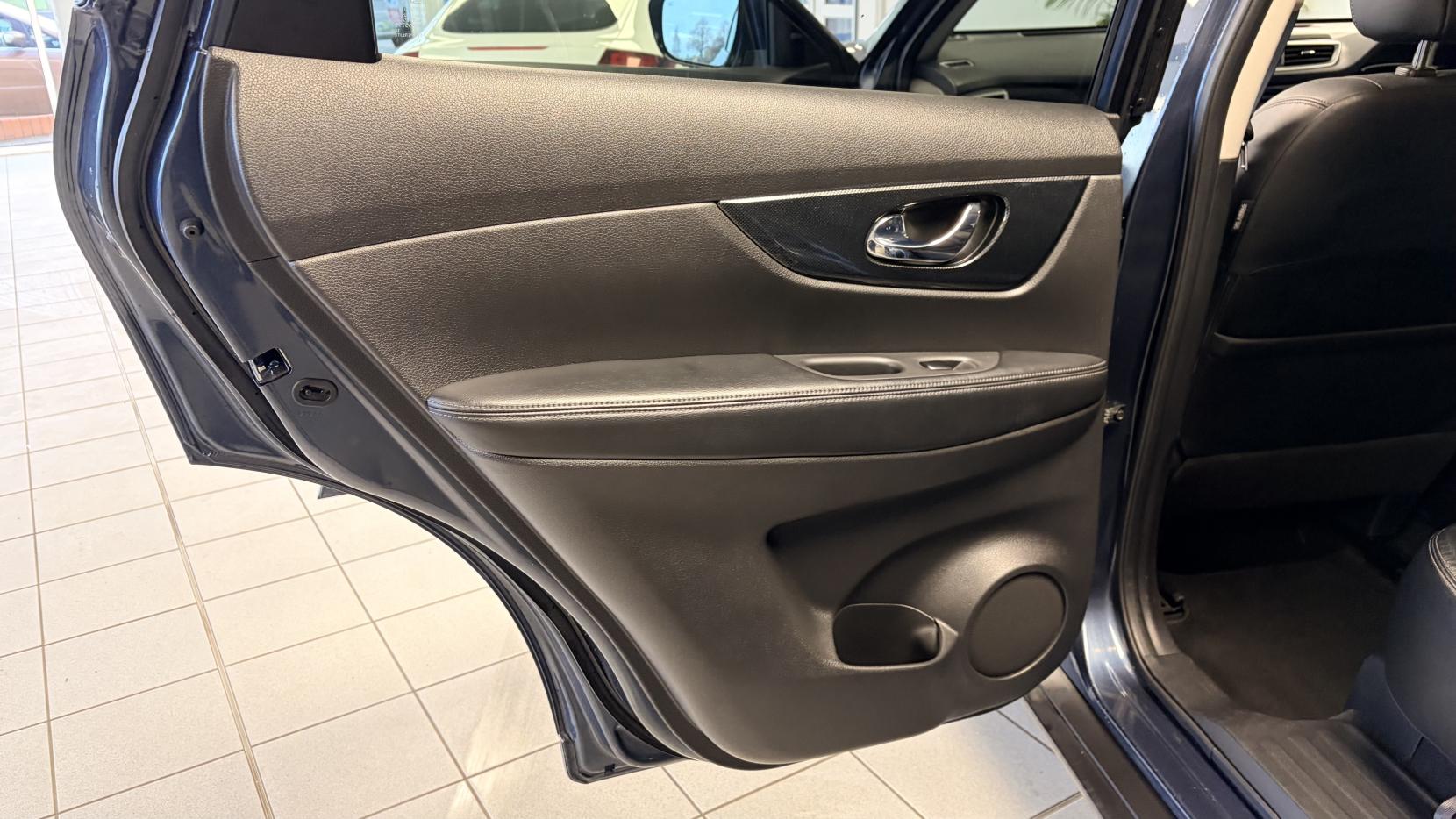 Nissan X-Trail 1.6 DIG-T Tekna SUV 5dr Petrol Manual Euro 6 (s/s) (163 ps)