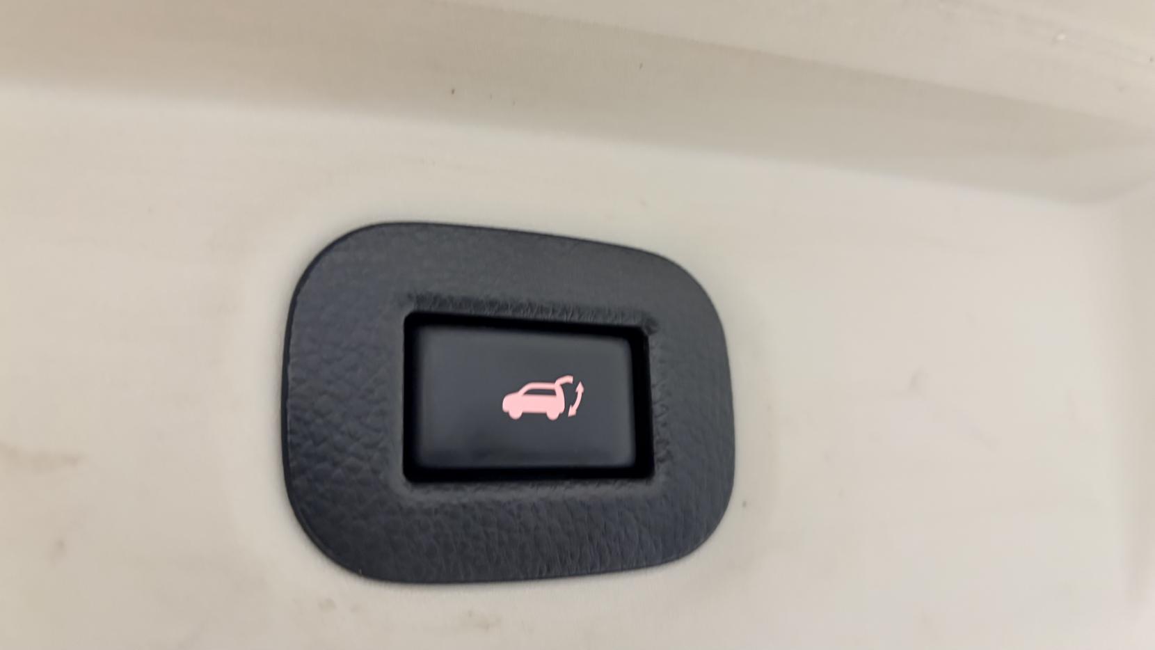 Nissan X-Trail 1.6 DIG-T Tekna SUV 5dr Petrol Manual Euro 6 (s/s) (163 ps)