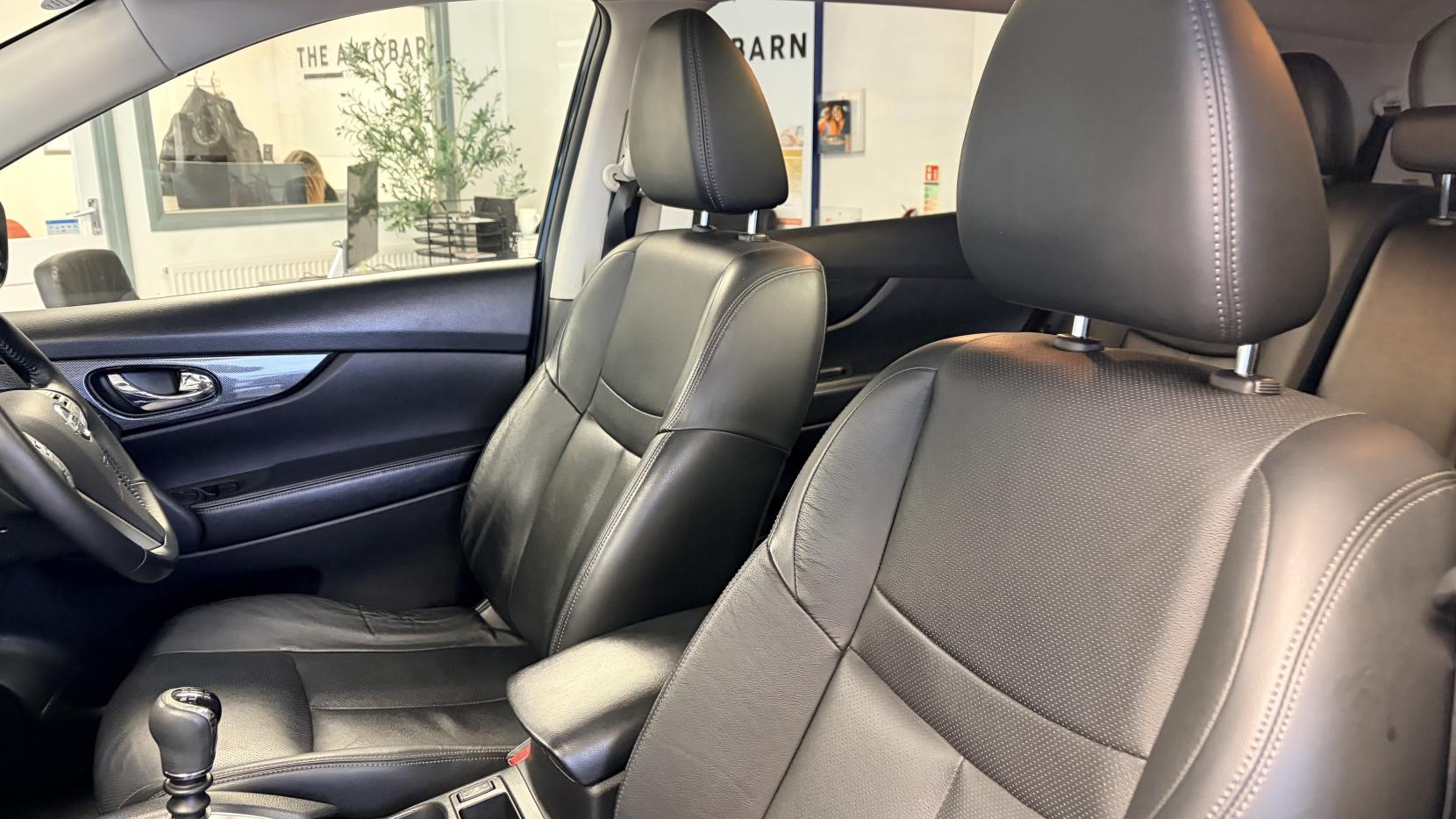 Nissan X-Trail 1.6 DIG-T Tekna SUV 5dr Petrol Manual Euro 6 (s/s) (163 ps)