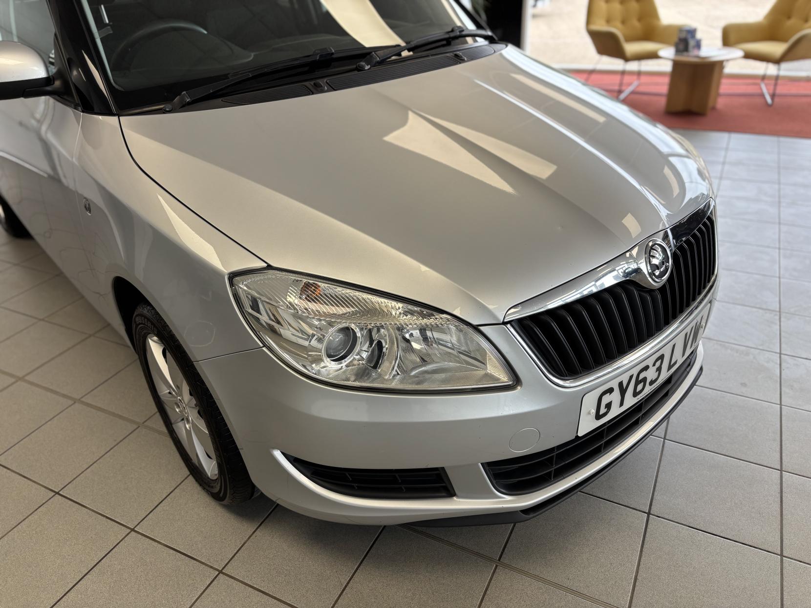 Skoda Fabia 1.2 SE Hatchback 5dr Petrol Manual Euro 5 (69 ps)