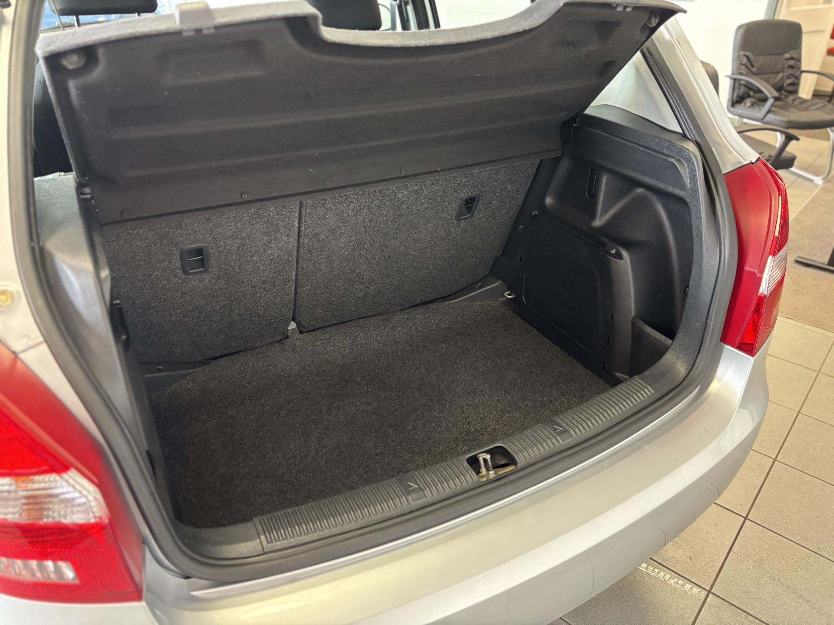 Skoda Fabia 1.2 SE Hatchback 5dr Petrol Manual Euro 5 (69 ps)