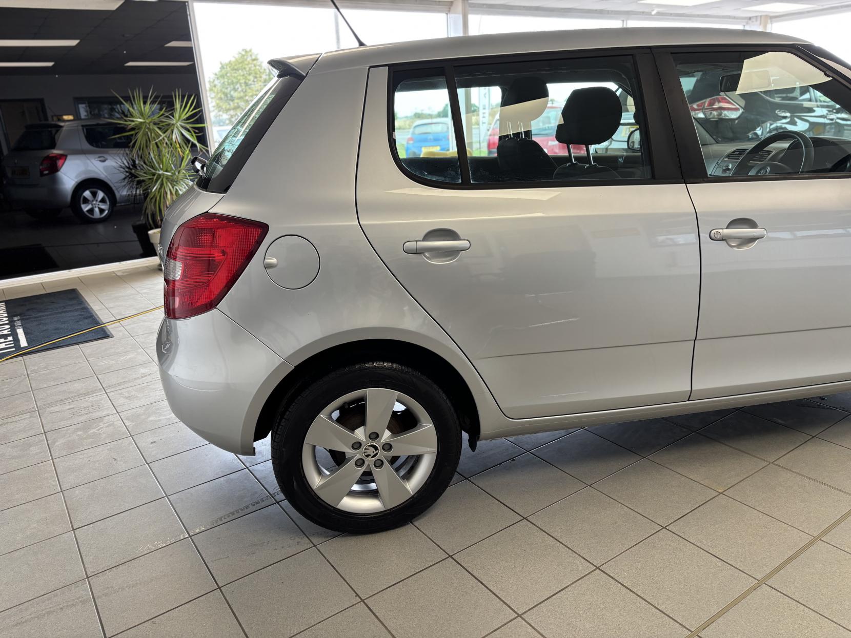 Skoda Fabia 1.2 SE Hatchback 5dr Petrol Manual Euro 5 (69 ps)