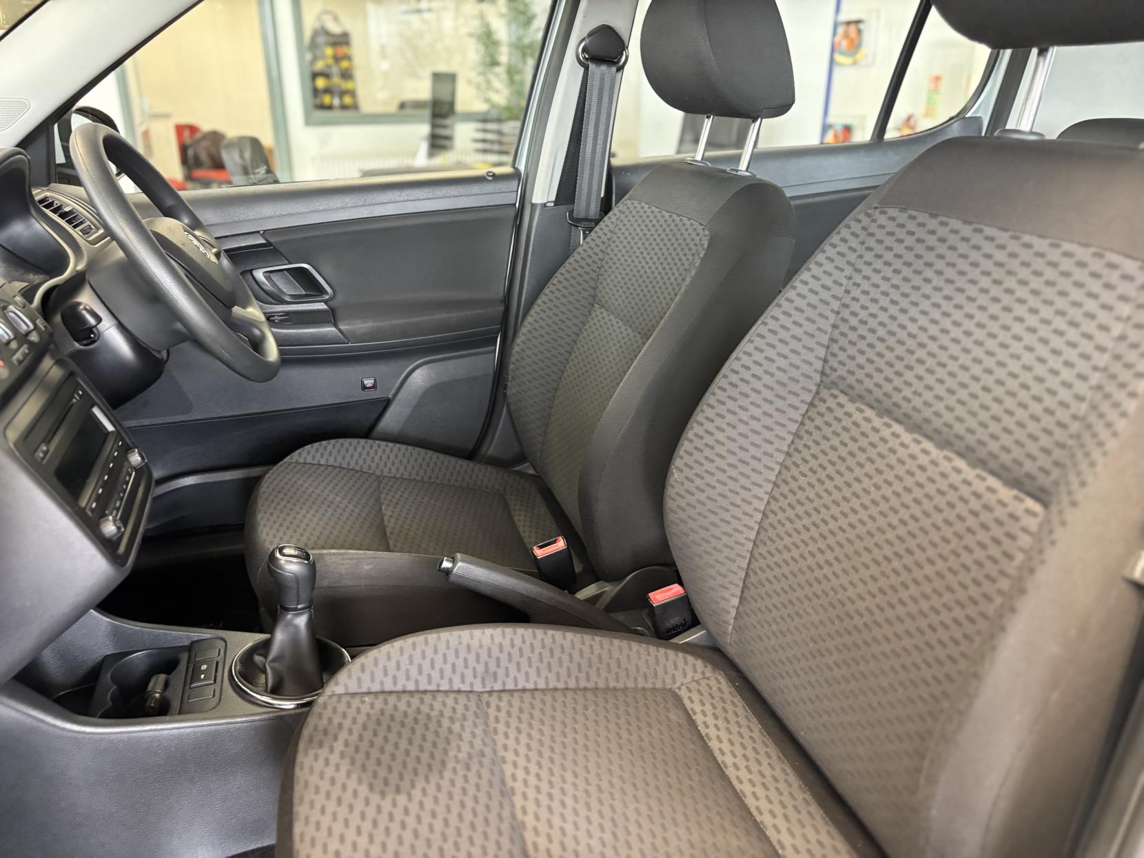 Skoda Fabia 1.2 SE Hatchback 5dr Petrol Manual Euro 5 (69 ps)