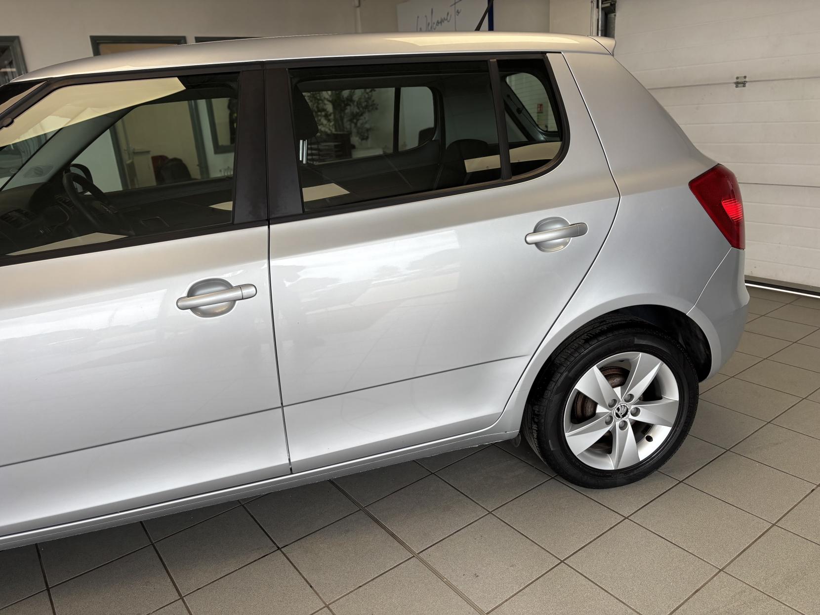 Skoda Fabia 1.2 SE Hatchback 5dr Petrol Manual Euro 5 (69 ps)