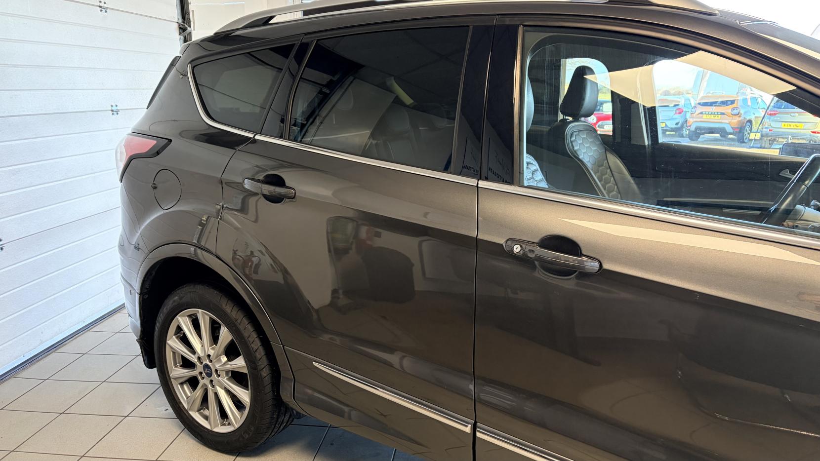 Ford Kuga 2.0 TDCi EcoBlue Vignale SUV 5dr Diesel Powershift AWD Euro 6 (s/s) (180 ps)