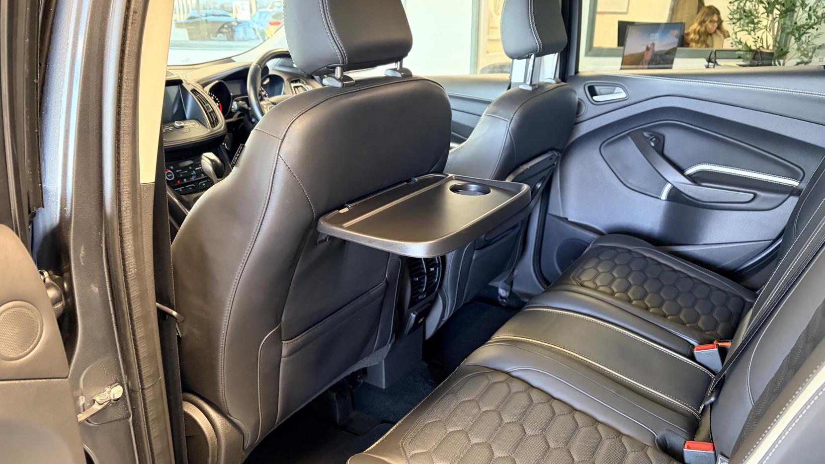 Ford Kuga 2.0 TDCi EcoBlue Vignale SUV 5dr Diesel Powershift AWD Euro 6 (s/s) (180 ps)