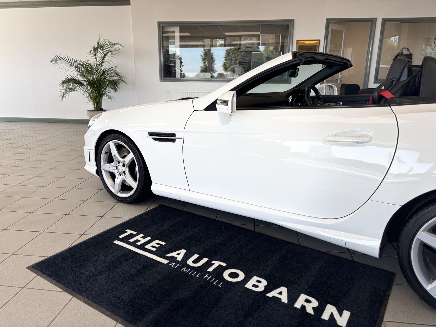 Mercedes-Benz SLK 2.1 SLK250 CDI AMG Sport Convertible 2dr Diesel G-Tronic+ Euro 5 (s/s) (204 ps)
