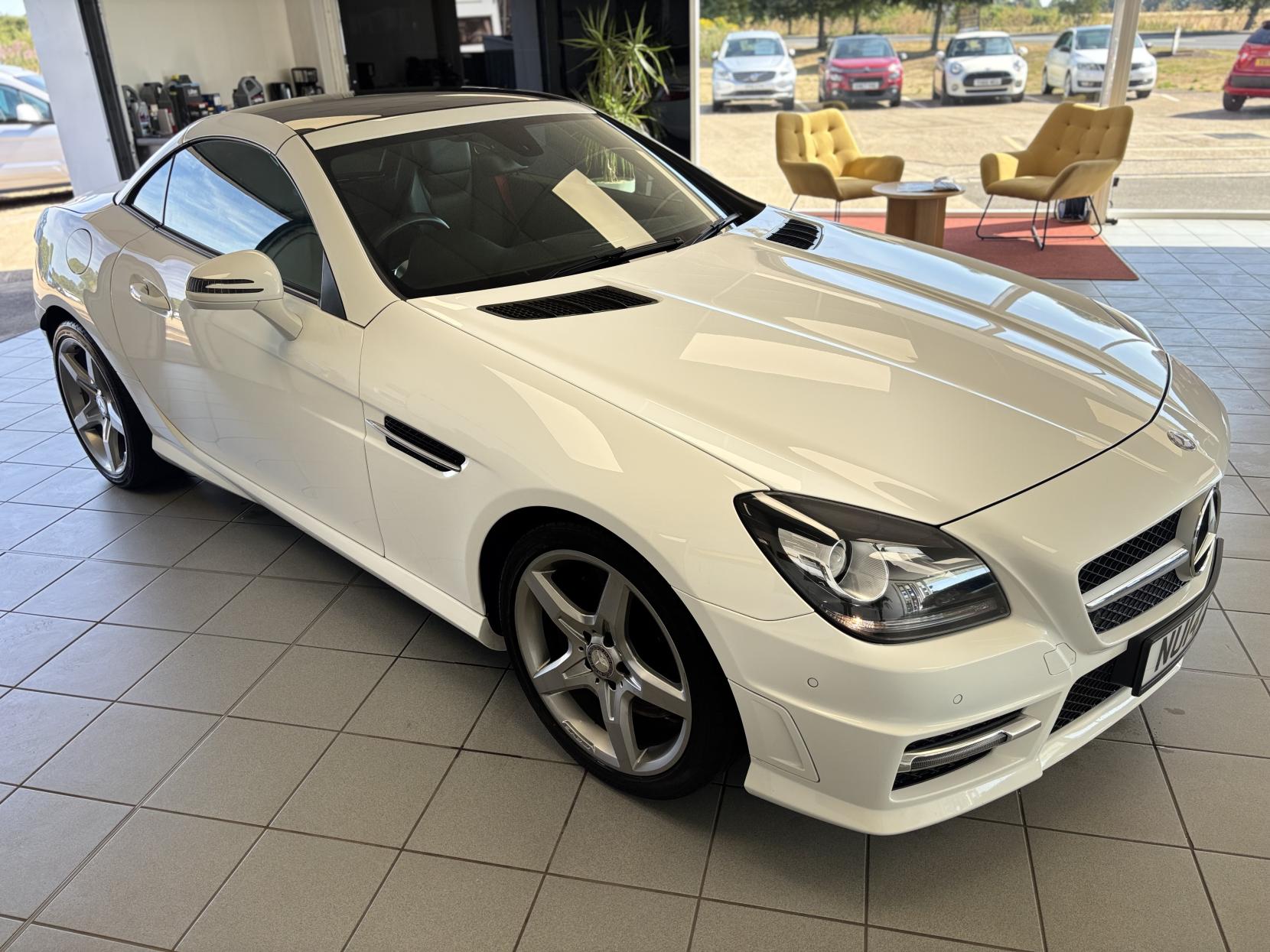 Mercedes-Benz SLK 2.1 SLK250 CDI AMG Sport Convertible 2dr Diesel G-Tronic+ Euro 5 (s/s) (204 ps)