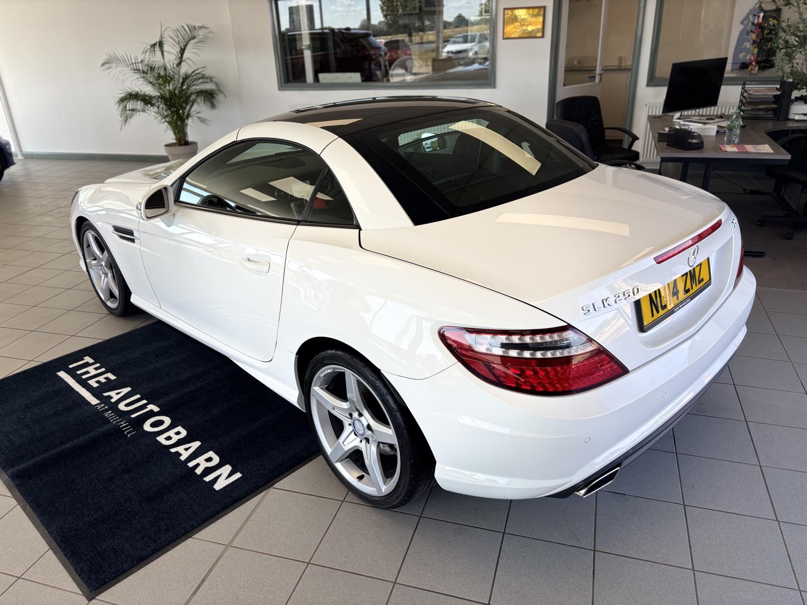 Mercedes-Benz SLK 2.1 SLK250 CDI AMG Sport Convertible 2dr Diesel G-Tronic+ Euro 5 (s/s) (204 ps)