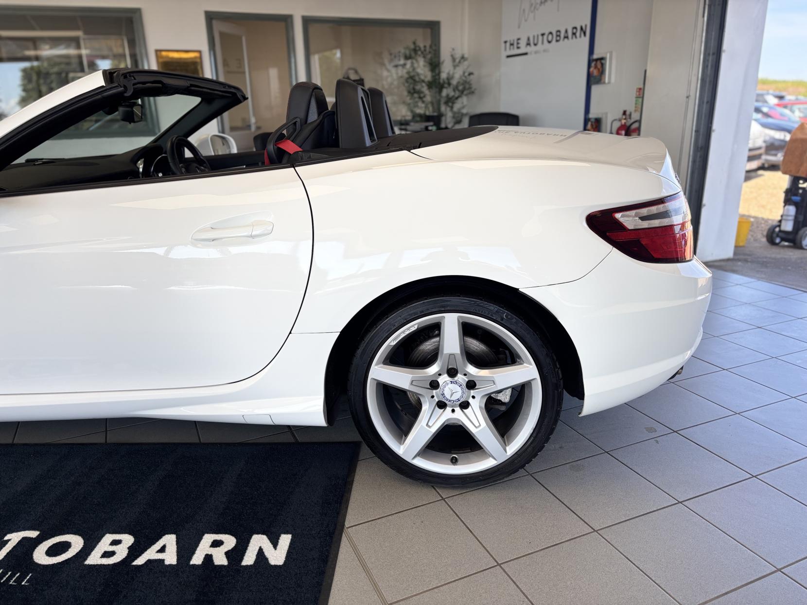 Mercedes-Benz SLK 2.1 SLK250 CDI AMG Sport Convertible 2dr Diesel G-Tronic+ Euro 5 (s/s) (204 ps)